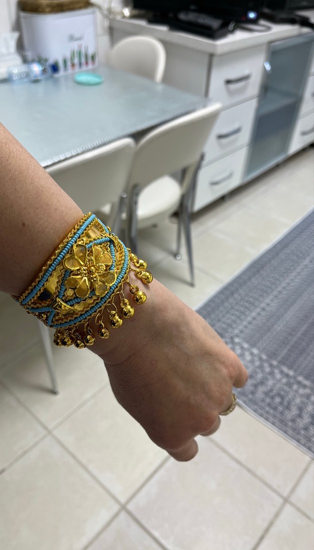 Nakışlı Altın Renkli Boncuklu Kadın Bileklik - Görsel 4