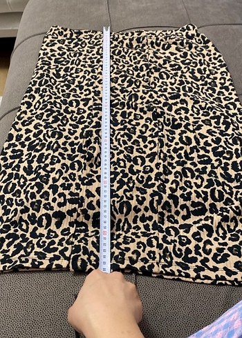 Kahverengi Leopar Desenli yırtmaçlı Kadın Etek - Görsel 3