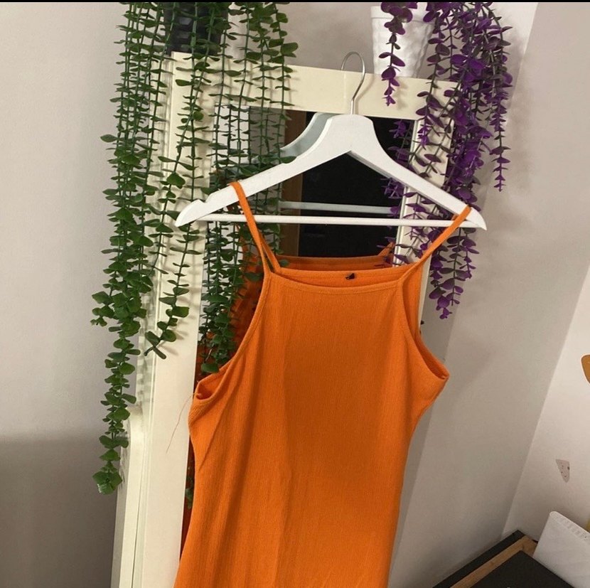 Turuncu Yüksek Yakalı Kolsuz uzun Elbise - Görsel 2