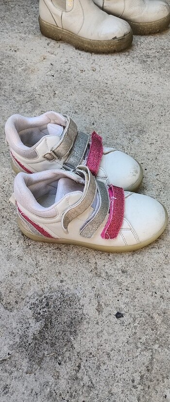 Çocuk spor ayakkabı  - Görsel 2