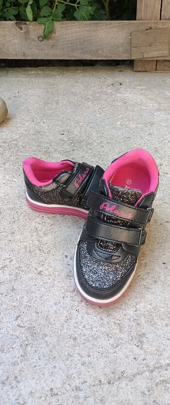 Çocuk spor ayakkabı  - Görsel 3