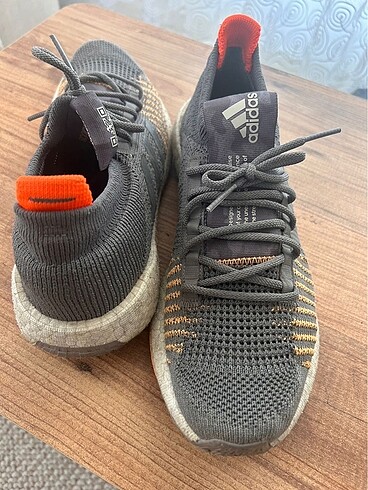 43 Beden Adidas Pulseboost