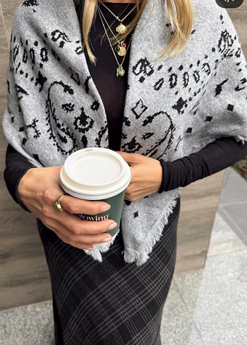 Gri Bohem Örgü Kadın Şal - Görsel 3