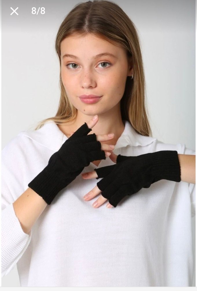 Siyah Yarım Parmak Kadın Eldiven - Görsel 2