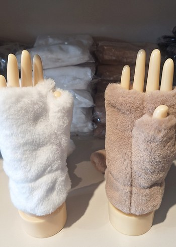 Beyaz Kürk Detaylı Kadın Eldiven - Görsel 4