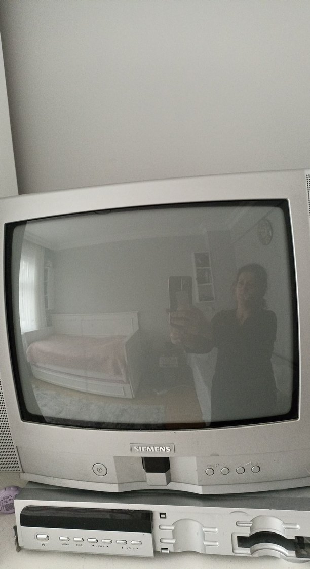 Gri Siemens televizyon ve dekoder - Görsel 2