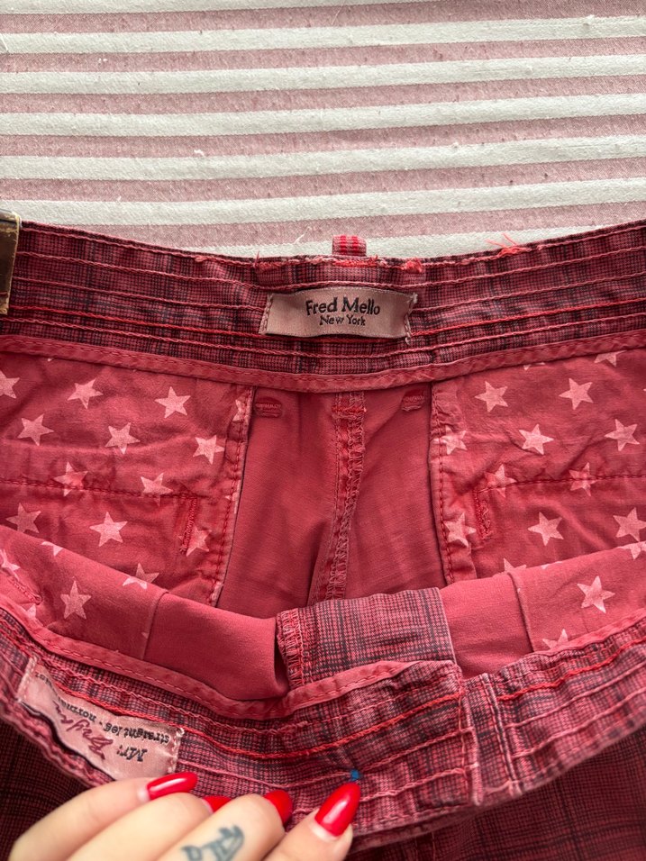 Düğmeli Kırmızı Erkek Mini Pamuk Şort - Görsel 3