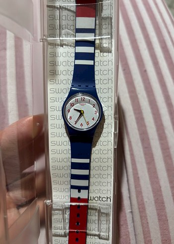 Renkli Kayışlı Swatch Kadın Saati