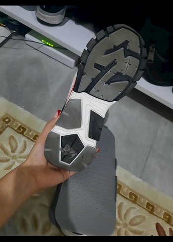37 Beden Mor Renkli Yüksek Topuklu Bambi Kadın Spor Ayakkabısı