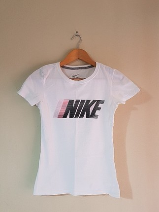 Nike tişört 