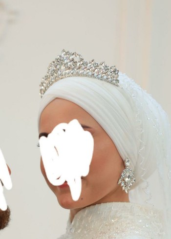 Diğer Gelin tacı ve küpesi