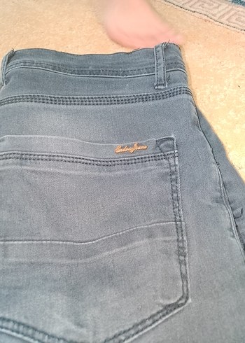 Mavi Jeans antrasit erkek pantolon hiçbir sorunu yoktur