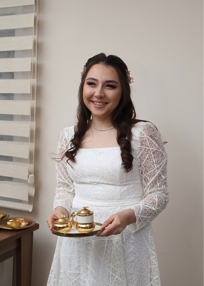 Pırıltılı elbise - Görsel 4