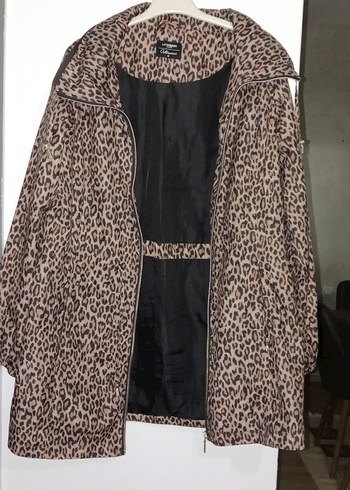 Leopar Desenli Fermuarlı Yağmurluk - Görsel 3