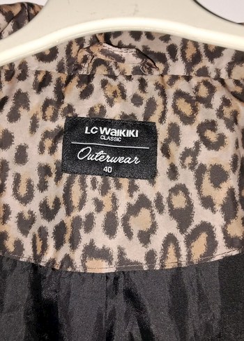 Leopar Desenli Fermuarlı Yağmurluk - Görsel 5