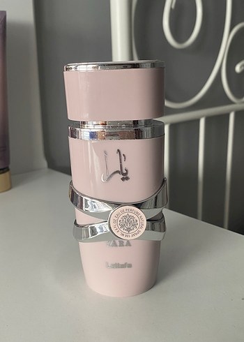YARA Kadın Parfümü Pudra Pembe Şişe