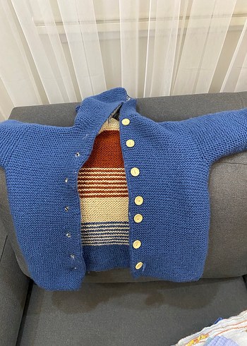 Erkek Çocuk Kapüşonlu Renkli Triko Hırka - Görsel 2