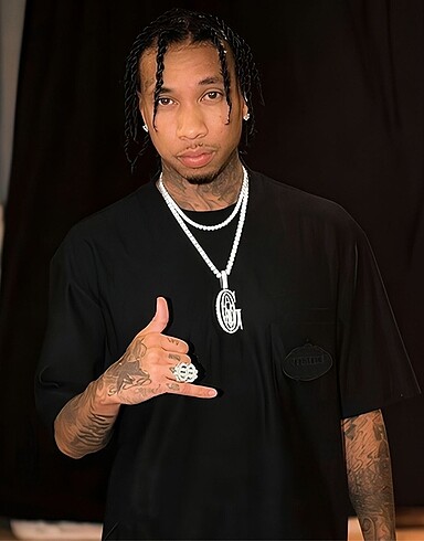 Zara iki kisi tyga konser bileti