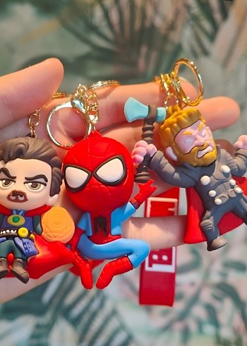 Diğer Marvel Thor 3D Büyük anahtarlık