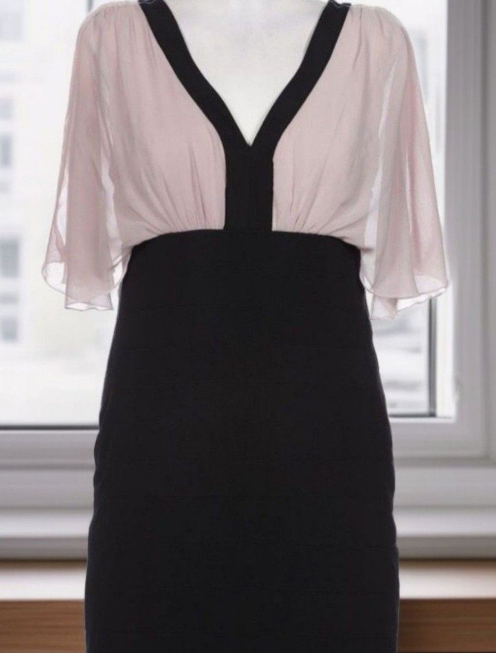 Kemerli V Yakalı Midi Elbise - Görsel 2