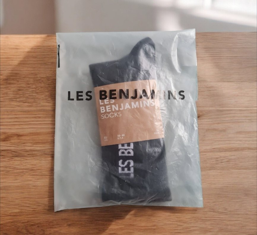 Les Benjamins Siyah Baskılı Çorap - Görsel 3