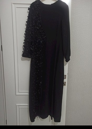 hediyeli ürün Siyah Drapeli Uzun Kollu Gotik Elbise şal,klips