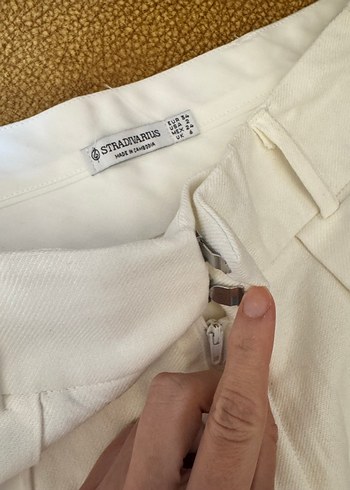 Stradivarius Kadın Beyaz Yüksek Bel Keten karışımlı Şort