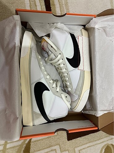 Nike blazer mid pro