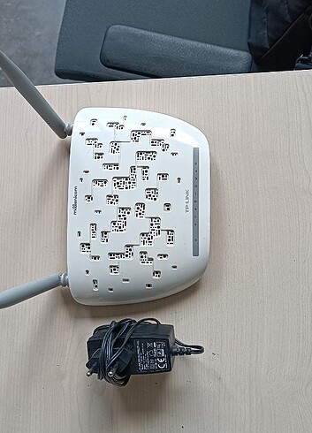 Tp-Link TP link Millenicom VDSL 2 modem.