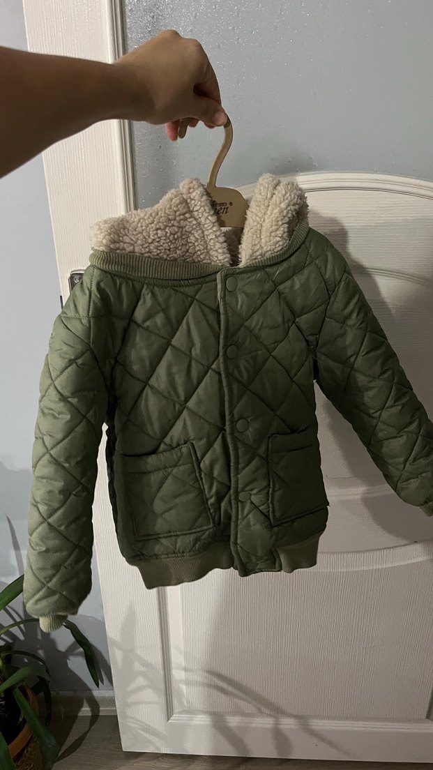 Kapüşonlu Kürklü Erkek Çocuk Mont - Görsel 3