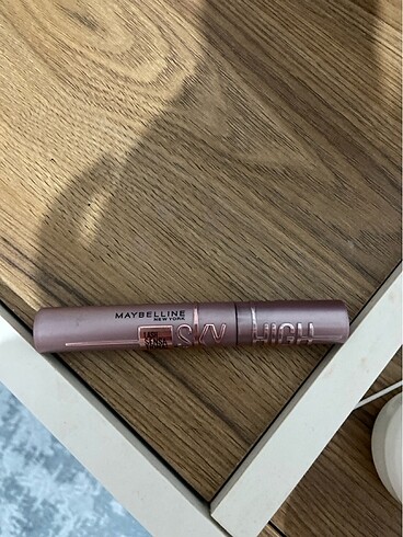sky high rimel nyx kapatıcı