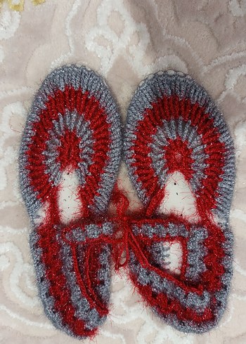 Kırmızı Gri Nakışlı Örgü patik - Görsel 3