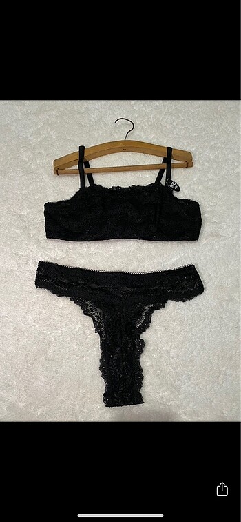 Bralet takım