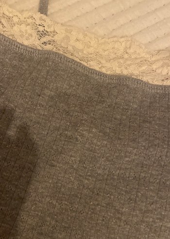 Bohem Gri Düğmeli Yüksek Yakalı Atlet - Görsel 3