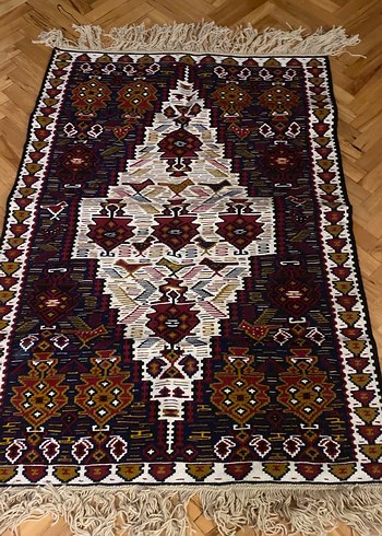 Klasik Çok Renkli Desenli kilim