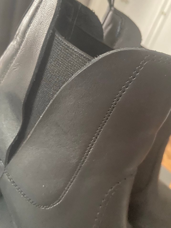 Siyah Deri Topuklu Kadın Bot - Görsel 3