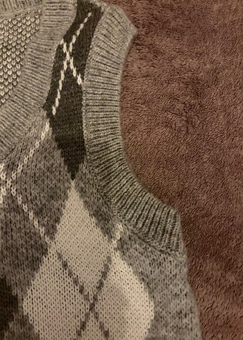 Gri Ekose Desenli V Yaka yün örgü Süveter - Görsel 3