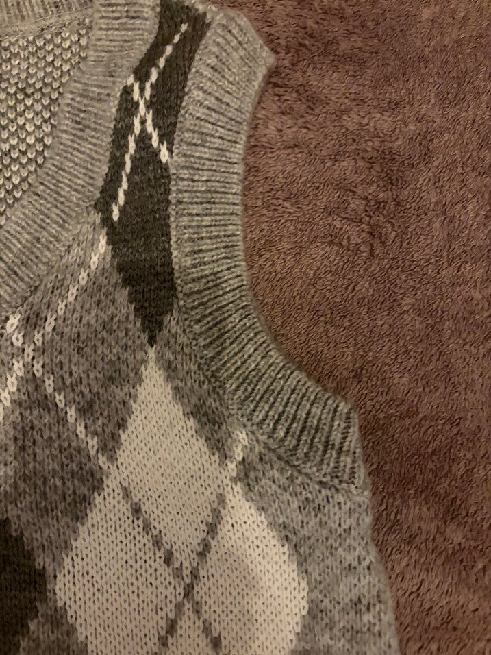 Gri Ekose Desenli V Yaka yün örgü Süveter - Görsel 3