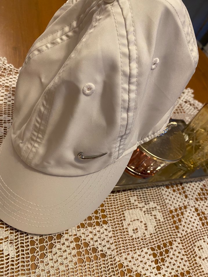 Beyaz Kadın  spor Şapka - Görsel 2