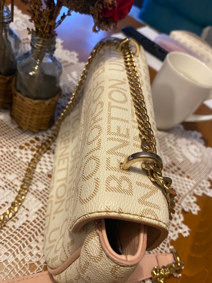 Zincir Detaylı Beyaz Kadın Çapraz Çanta - Görsel 2