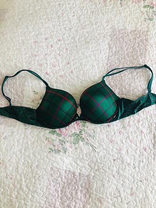36 Beden yeşil Renk Victorias Secret orjinal yesil ekose sutyen 36b