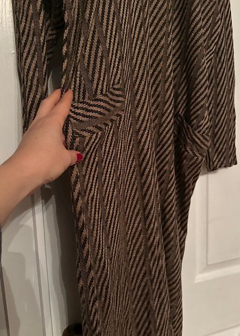 Zebra Desenli Kahverengi Uzun Triko Elbise - Görsel 3