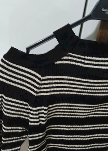 Çizgili Siyah Kadın Triko Kazak - Görsel 3