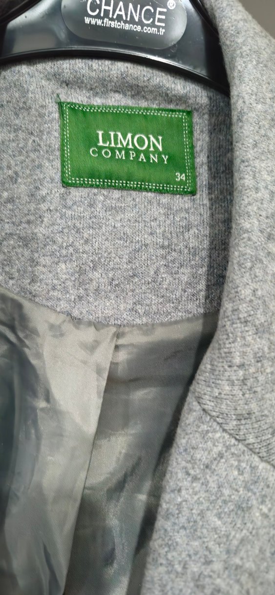 Gri Çift Düğmeli Kaban - Görsel 4