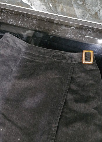 s Beden siyah Renk Kemer Detaylı Siyah Süet Mini Etek