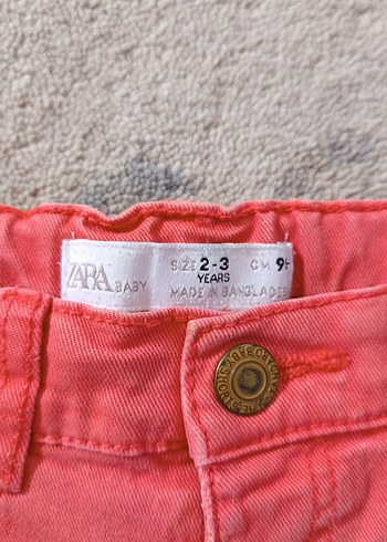 erkek Çocuk Pembe Düğmeli Denim Şort Zara 2/3 yaş - Görsel 2