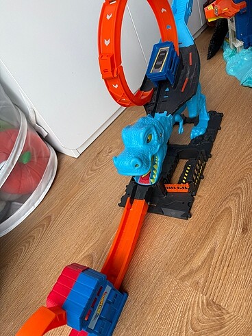  Beden Hot wheels dinazor
