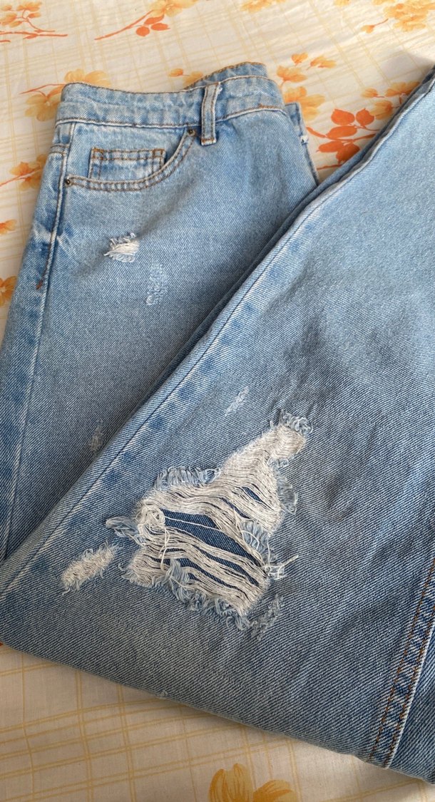 Kadın Mavi Bol Kesim Yırtık Denim Pantolon - Görsel 4