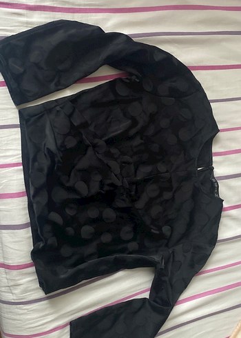 Düğmeli Siyah Puantiyeli Kadın Bluz - Görsel 3