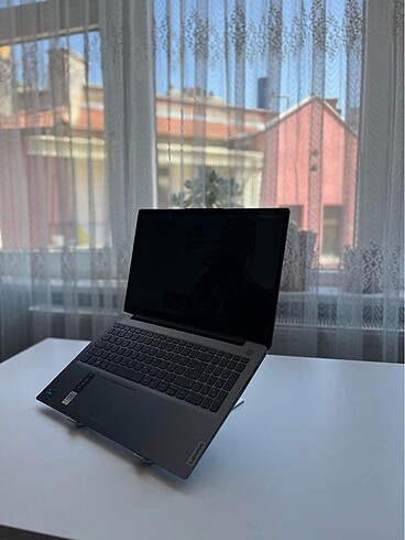 LAPTOP STANDI